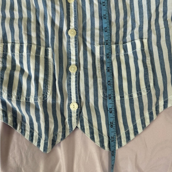 Striped Blue and White Women's Vest Cottage Core White Pearl Buttons 90’s mom - Picture 5 of 5